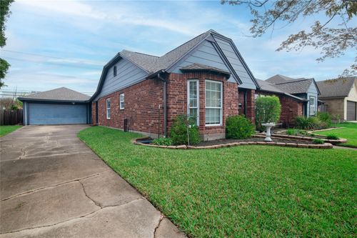 723 Whitecap Dr, El Lago, TX, 77586-5912 | Card Image