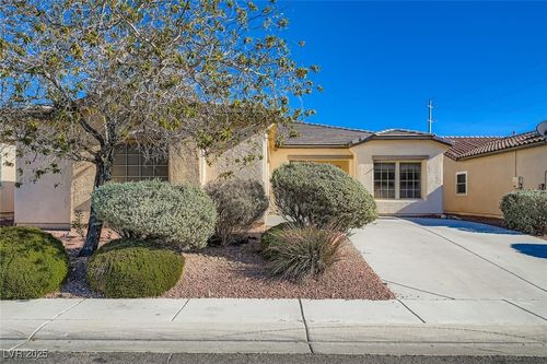 6016 Star Point Ct, North Las Vegas, NV, 89081-3306 | Card Image