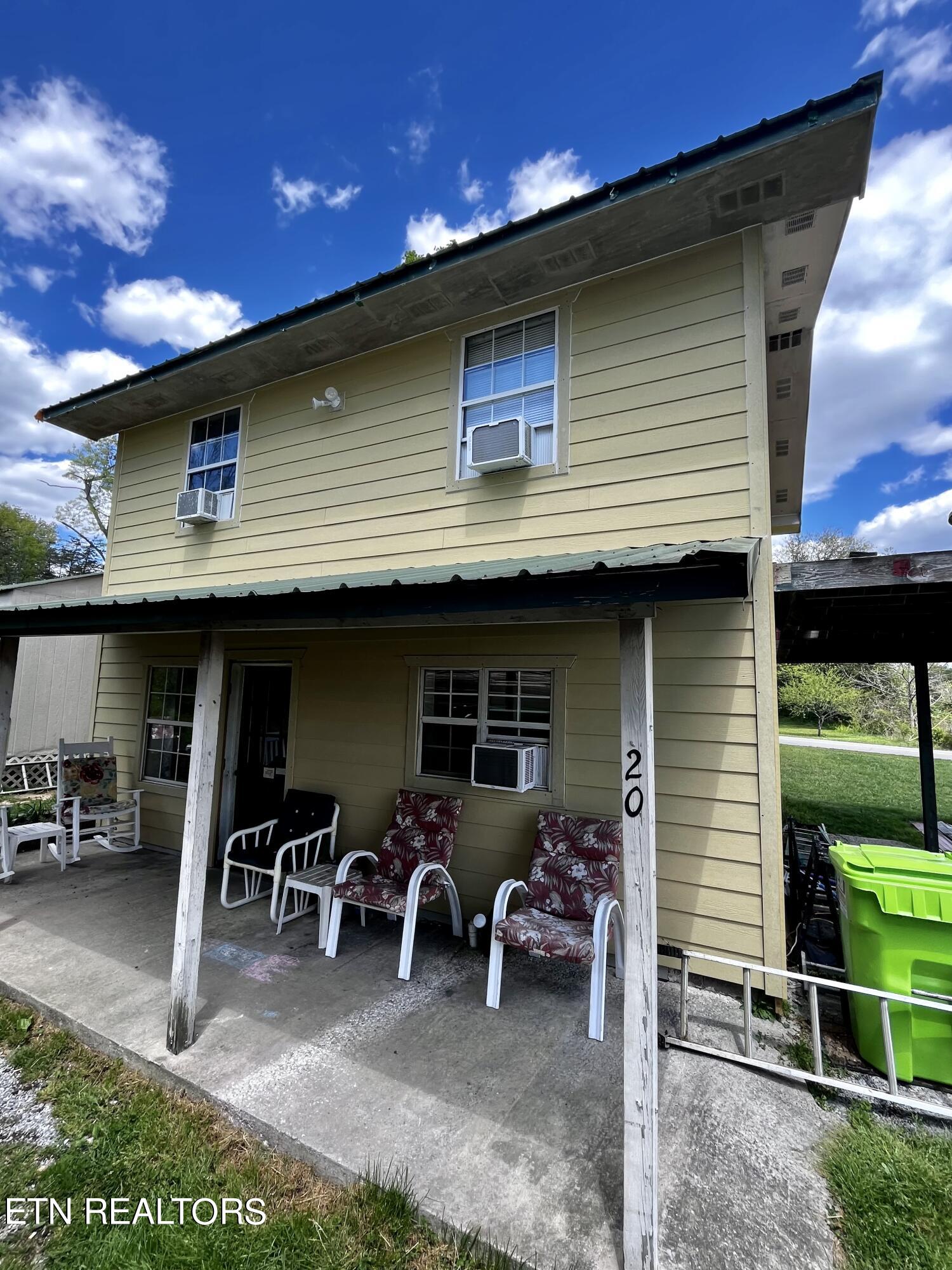 Orchard Ln, Crossville, TN 38571