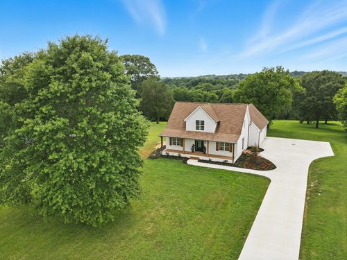 2668 Mcknight Rd, Culleoka, TN, 38451-2607 | Card Image