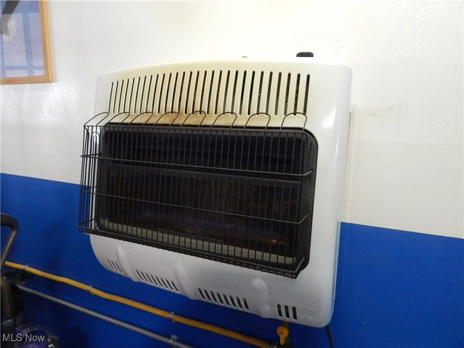 Newly installed (2023) Gas heating unit in attached garage. | Image 37