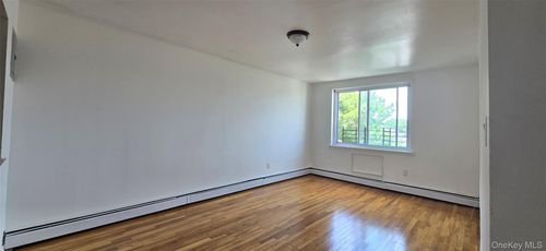 3-9517 84th Street, New York, NY, 11416 | Card Image