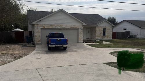 313 Carlos G Parker Blvd Nw, Taylor, TX, 76574-7019 | Card Image