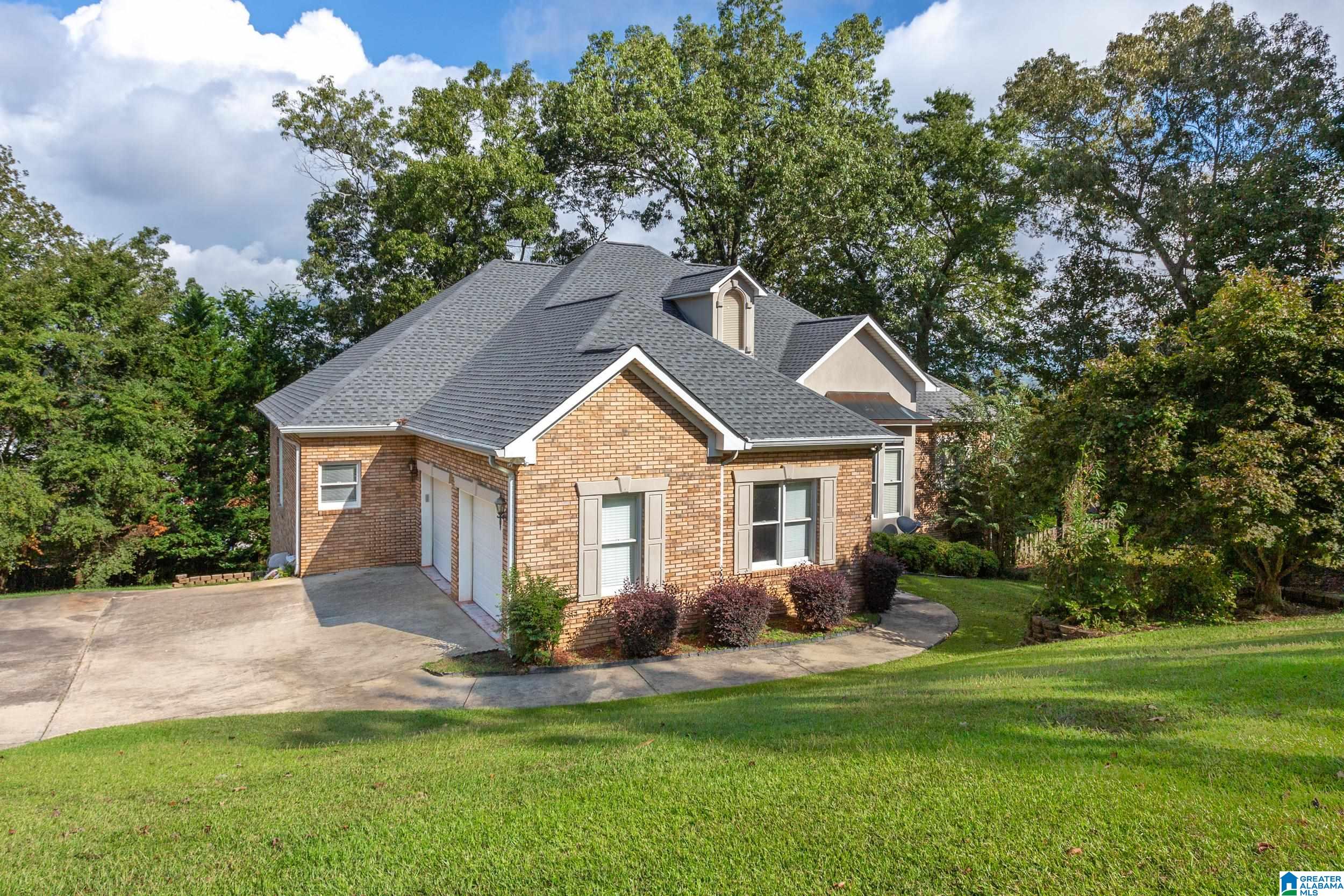 Hidden Oaks Dr, Oxford, AL 36203