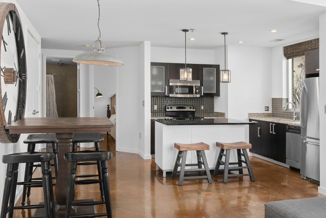 APT-313 - 600 12 Th Ave S, Condo with 3 bedrooms, 2 bathrooms and 2 parking in Nashville TN | Image 6