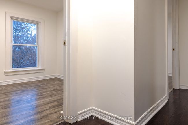 45 Chestnut St E, House other with 3 bedrooms, 2 bathrooms and 2 parking in Saint Catharines ON | Image 21