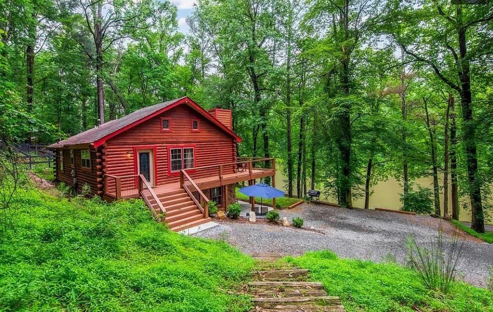 Residential in Ellijay
