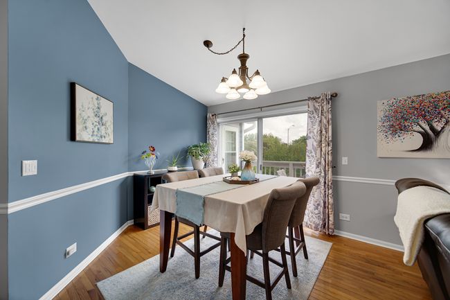 UNIT-2 - 201 Charleston Ct, Condo with 2 bedrooms, 2 bathrooms and 1 parking in Schaumburg IL | Image 5