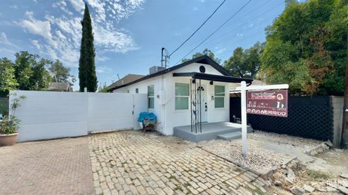 2340 Thomas St, Los Angeles, CA, 90031-2820 | Card Image