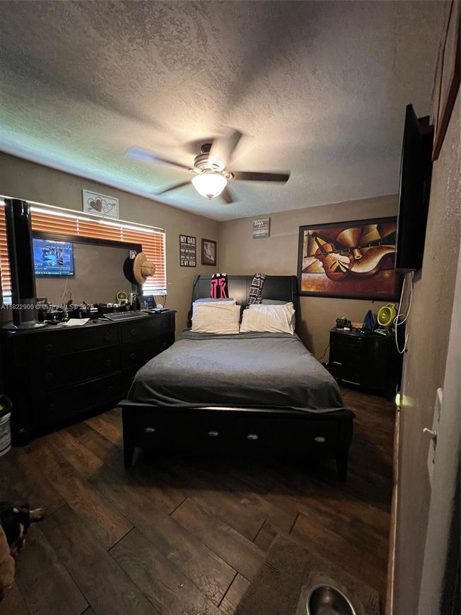 8230 Nw 15 Th St, House other with 3 bedrooms, 1 bathrooms and null parking in Pembroke Pines FL | Image 14