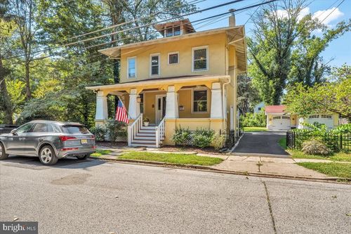 2 Evergreen Ln, HADDONFIELD, NJ, 08033-1202 | Card Image