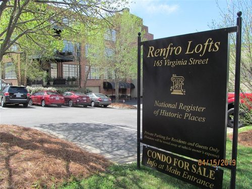 409-165 Virginia St, Mount Airy, NC, 27030-3871 | Card Image