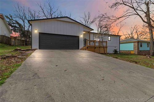 510 Talley St, Tahlequah, OK, 74464-6336 | Card Image