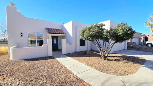 4268 Capistrano Ave, Las Cruces, NM, 88011-7137 | Card Image
