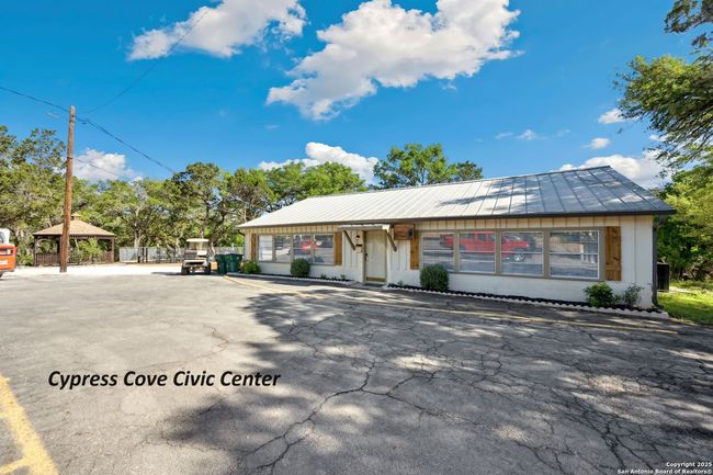 771 Mockingbird Cv, House other with 3 bedrooms, 2 bathrooms and null parking in Spring Branch TX | Image 13