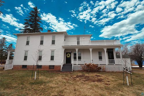 922 Vaughn Ave, Ashland, WI, 54806-3045 | Card Image