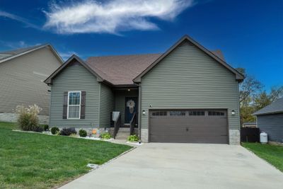 2825 Russet Ridge Dr, House other with 3 bedrooms, 2 bathrooms and 2 parking in Clarksville TN | Image 2