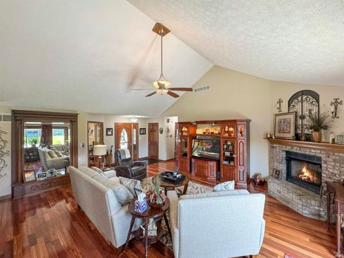 433 Kingsway Ct, Mooresville, IN, 46158-2007 | Card Image