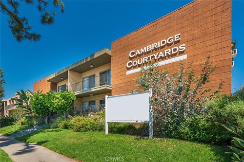 27-17931 Devonshire St, Northridge, CA, 91325-1616 | Card Image