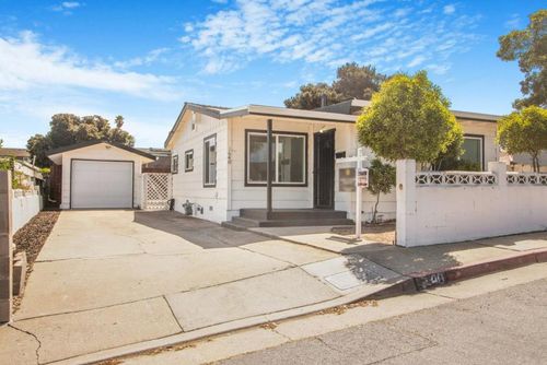 1640 Judson St, Seaside, CA, 93955-3831 | Card Image