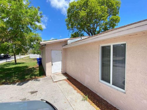 b-141 Nw 10th Street, Pompano Beach, FL, 33060 | Card Image