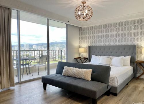 apt-1612-440 Olohana St, Honolulu, HI, 96815-5901 | Card Image