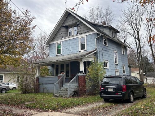 696 Inman Street, Akron, OH, 44306 | Card Image