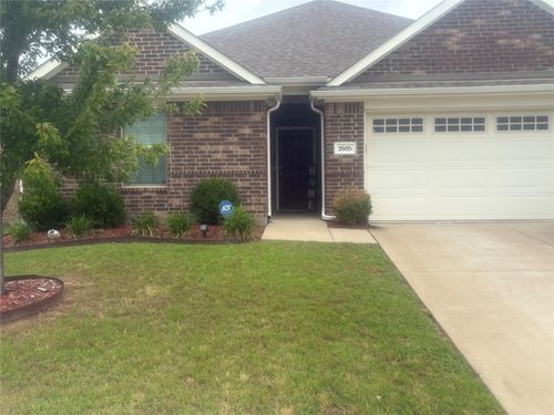 2605 Centurion Rd, Glenn Heights, TX, 75154-8888 | Card Image
