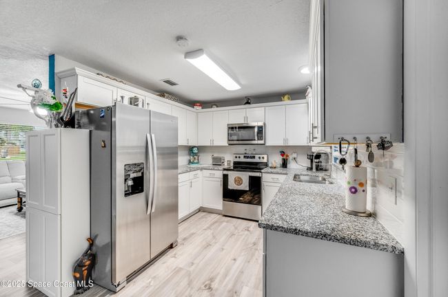 262 Dock Ave, House other with 2 bedrooms, 2 bathrooms and null parking in SEBASTIAN FL | Image 13