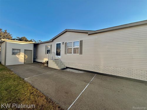 49872 Teton, Shelby Charter Township, MI, 48315 | Card Image