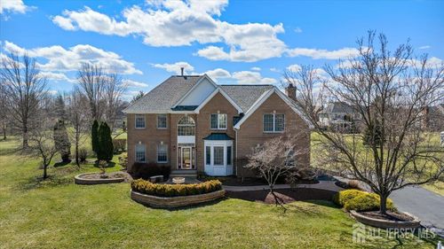 11 Briardale Ct, Plainsboro, NJ, 08536-3136 | Card Image