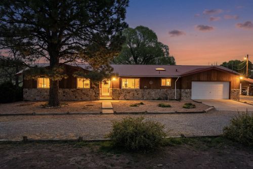 52 Abrevadero Rd, Pena Blanca, NM, 87041 | Card Image