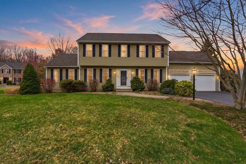 22 Hilltop Farm Rd, Auburn, MA, 01501 | Card Image