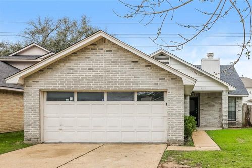 4303 Hawk Meadow Dr, Katy, TX, 77449-5556 | Card Image