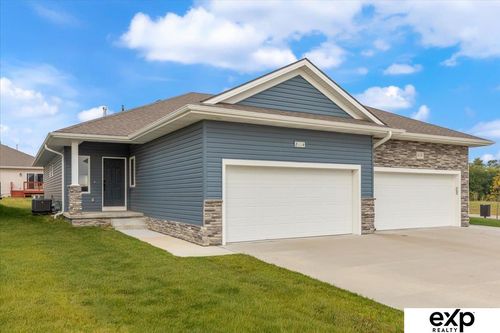 8114 S 177th St, Omaha, NE, 68136-2014 | Card Image