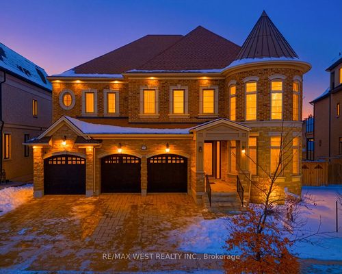 293 Torrey Pines Rd, Kleinburg, ON, L4H3X3 | Card Image