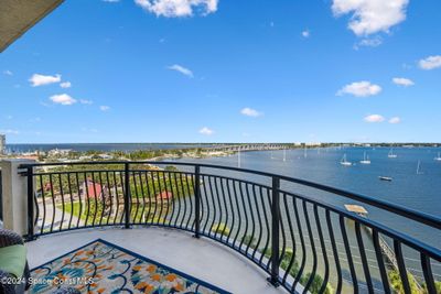 901 - 21 Riverside Drive, Condo with 3 bedrooms, 2 bathrooms and null parking in Cocoa FL | Image 2