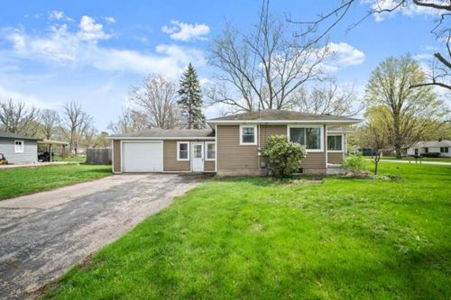 10517 Mary Ann St, Zeeland, MI, 49464-1441 | Card Image