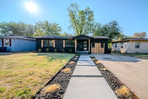 1530 Hillcrest St, Mesquite, TX, 75149-2237 | Card Image
