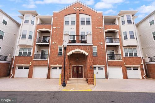 unit-407-9204 Charleston Dr, MANASSAS, VA, 20110-2835 | Card Image