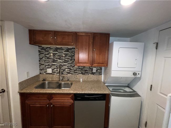 UNIT-3 - 1467 Lorilyn Ave, Condo with 2 bedrooms, 1 bathrooms and null parking in Las Vegas NV | Image 11