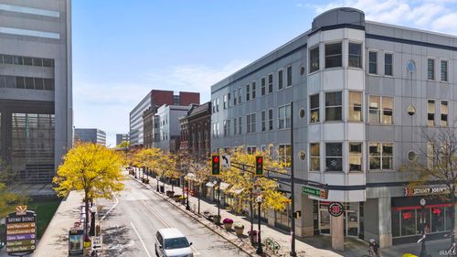 apt-412-113 W Wayne St, Fort Wayne, IN, 46802-2508 | Card Image