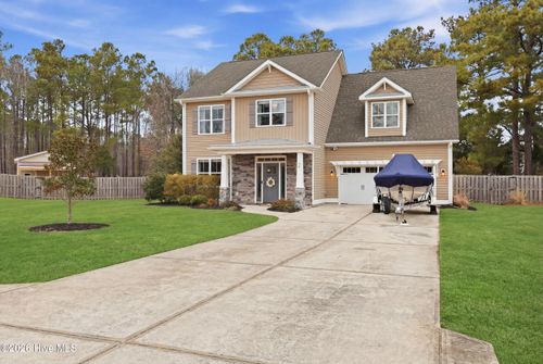 38 Pin Oak Ct, Hampstead, NC, 28443-6209 | Card Image
