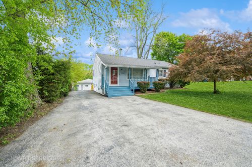1216 Maple St, Lake In The Hills, IL, 60156-1131 | Card Image