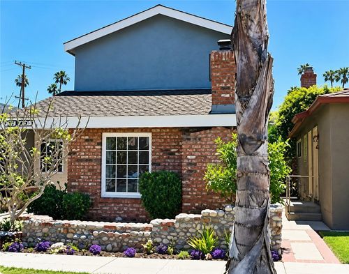 228 5th St, #2, Seal Beach, CA, 90740 | Card Image