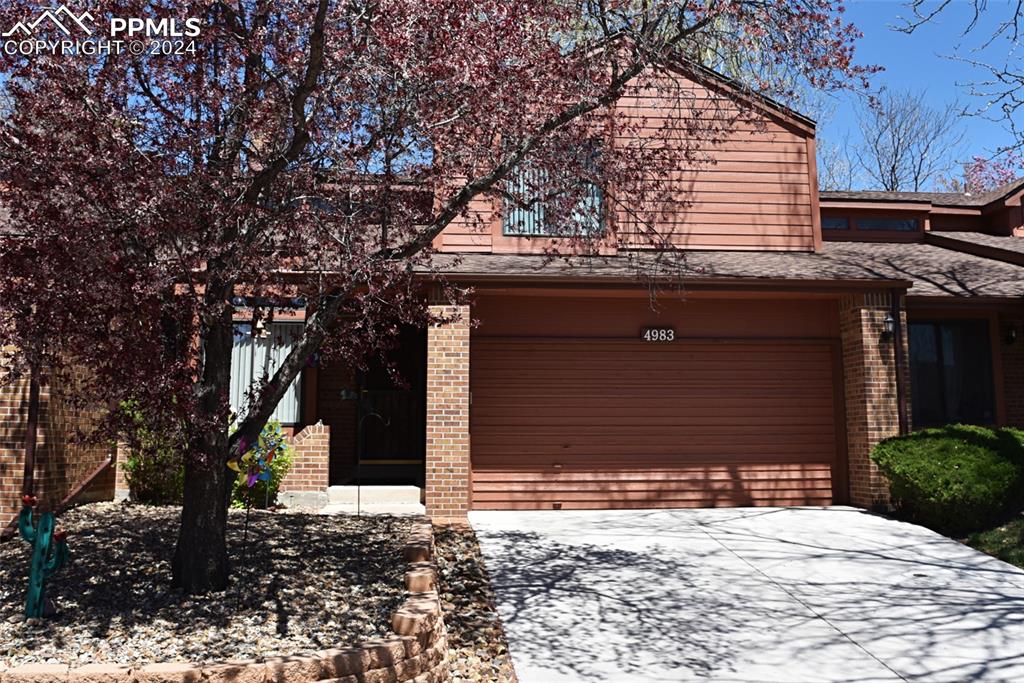 Daybreak Cir, Colorado Springs, CO 80917