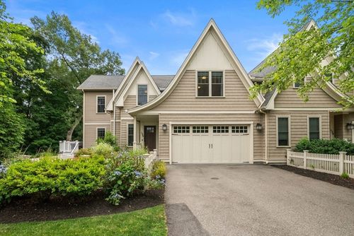 126-126 Walnut St, Wellesley, MA, 02481-3335 | Card Image