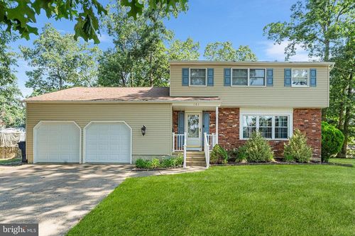 101 Palmer Ct, WILLIAMSTOWN, NJ, 08094-2018 | Card Image