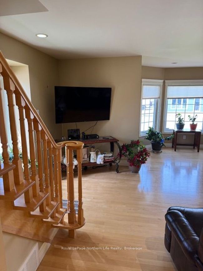 218 Nipissing St, House other with 3 bedrooms, 3 bathrooms and 6 parking in Sturgeon Falls ON | Image 22