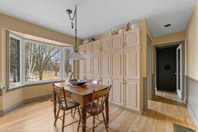 11 Mansfield Park Crt, House other with 5 bedrooms, 3 bathrooms and 10 parking in Port Perry ON | Image 24